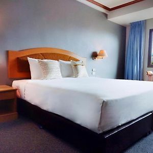 Sing Golden Place Hotel